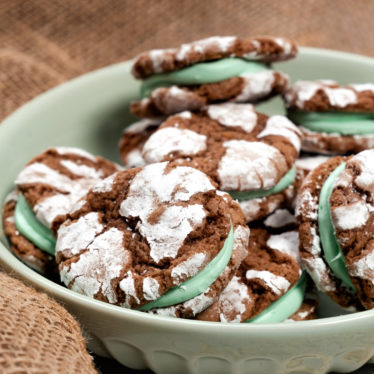 Image of Oatmeal Mint Cookie Sandwiches  Recipe